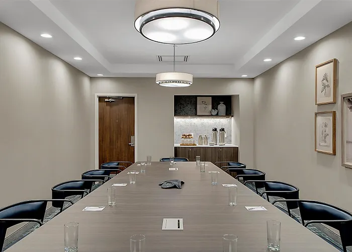 Hampton Inn & Suites By Hilton Toronto Markham