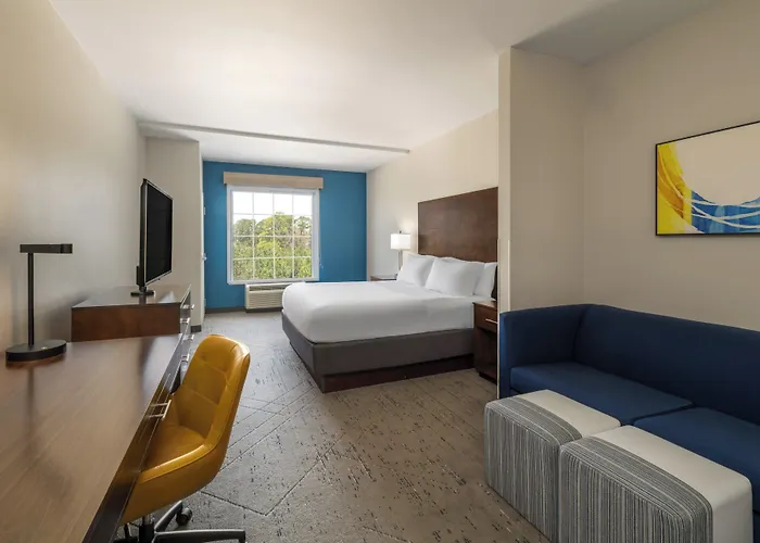 Holiday Inn Express & Suites Aiken By Ihg