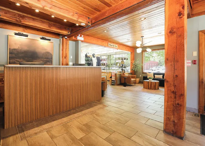 Bayshore Inn & Spa