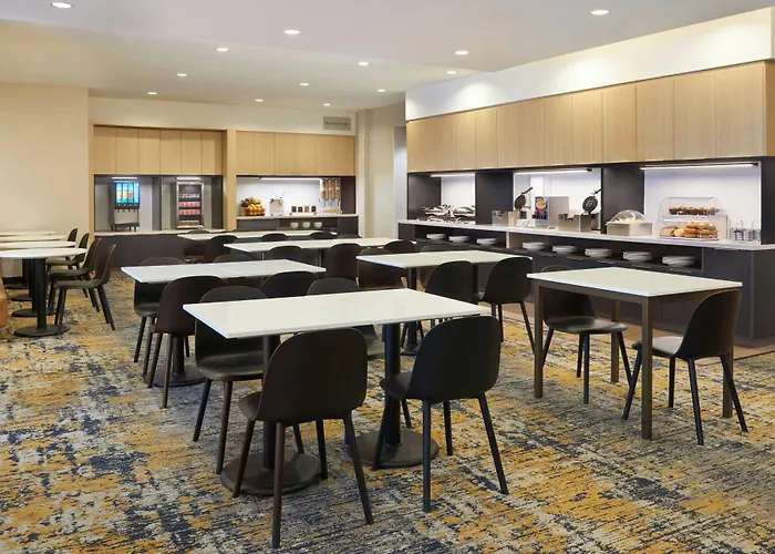 Towneplace Suites By Marriott Thunder Bay