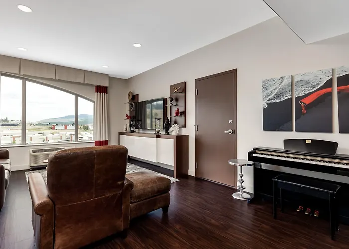 Four Points By Sheraton Kelowna Airport