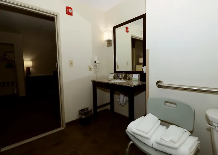 Sleep Inn & Suites Moundsville - Wheeling