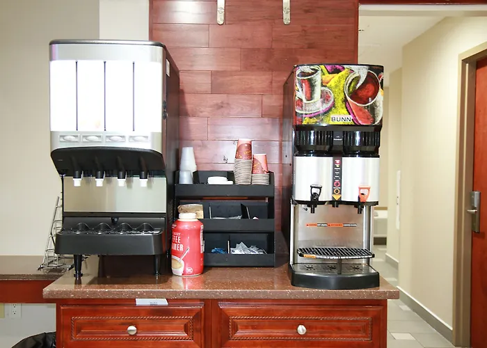 Travel Inn & Suites Flemington