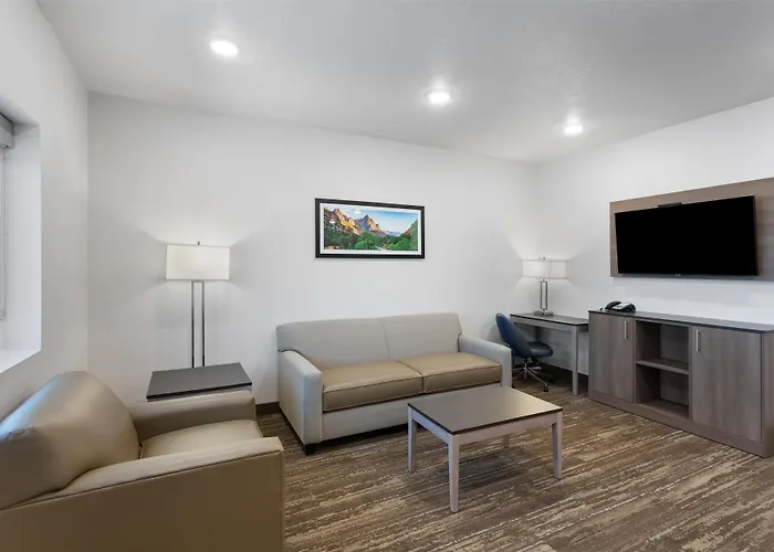 Best Western Plus Landmark Hotel