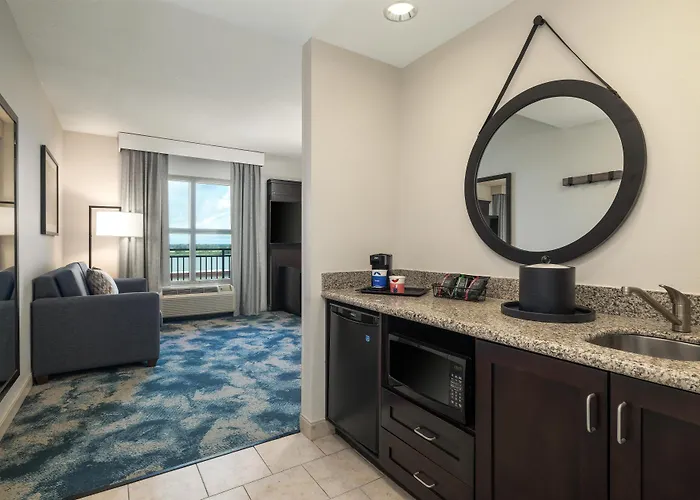 Hampton Inn & Suites Baton Rouge Downtown