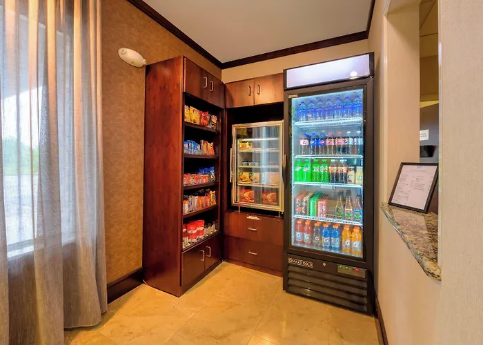 Fairfield Inn & Suites By Marriott Slippery Rock