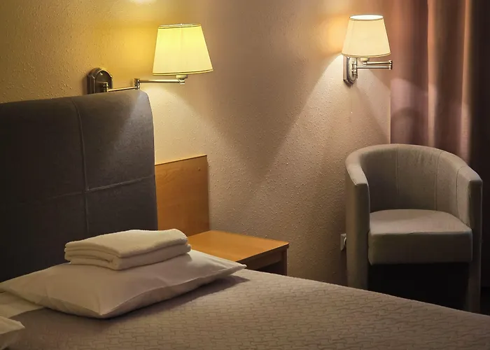 Hotel Yes