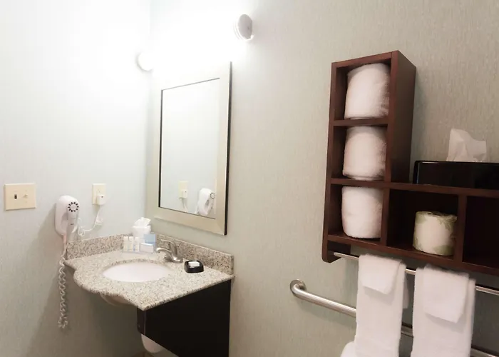 Hampton Inn & Suites Middlebury