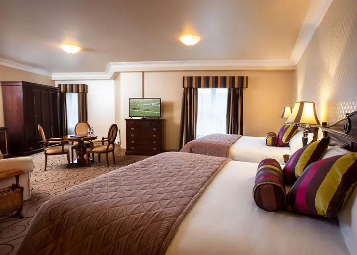 Lawlors Hotel
