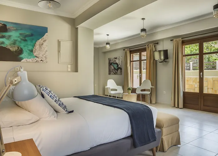Balhambra Suites - Adults Only