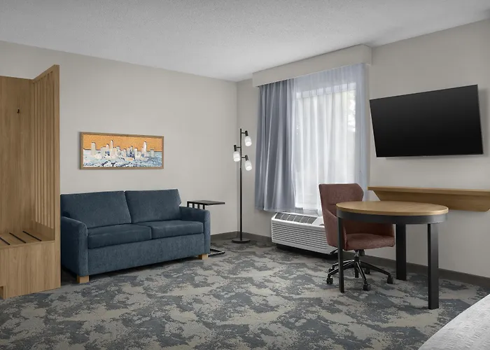 Hampton Inn & Suites Huntersville