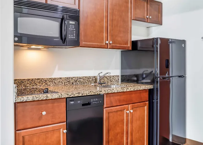 Days Inn & Suites By Wyndham Sherwood Park Edmonton