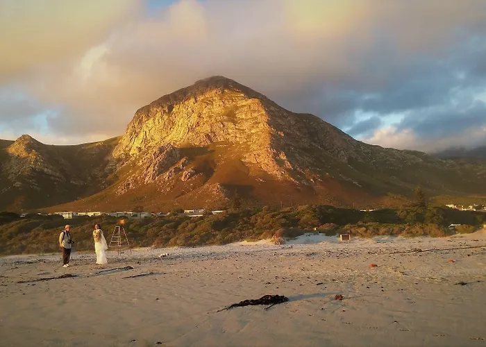 Mosselberg on Grotto Beach