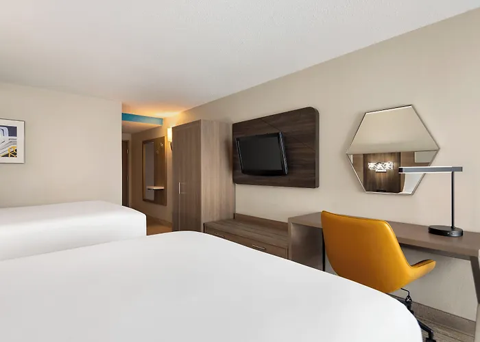 Holiday Inn Express Hotel & Suites Fredericksburg By Ihg