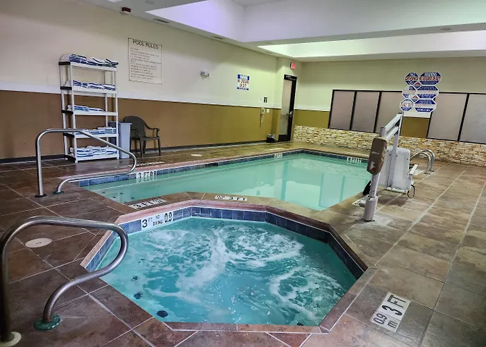 Sleep Inn & Suites West Medical Center