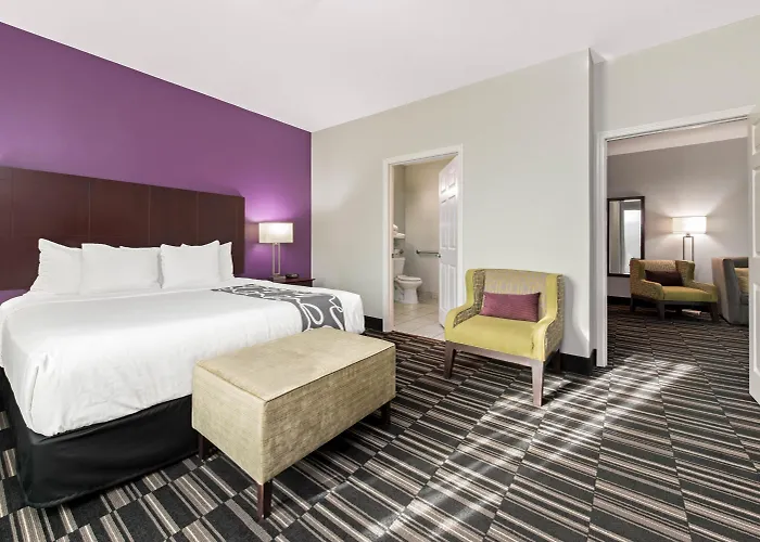 La Quinta By Wyndham Bridge City-Orange