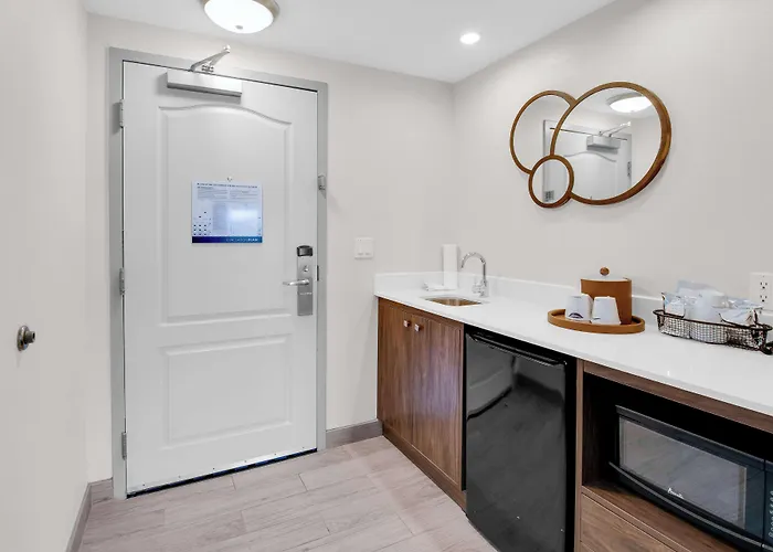 Hampton Inn&Suites Sarasota / Bradenton - Airport