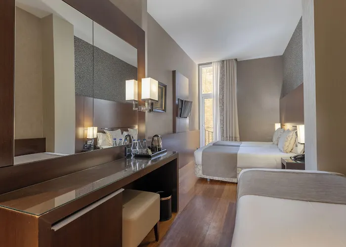 Barcelona Hotel Colonial