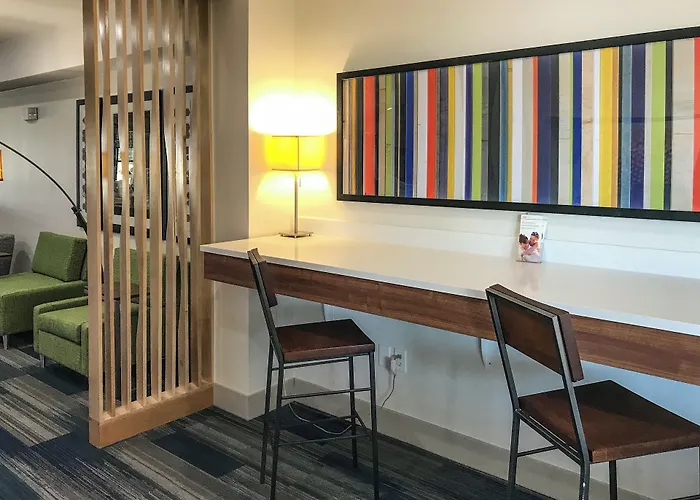 Holiday Inn Express & Suites Lubbock West By Ihg