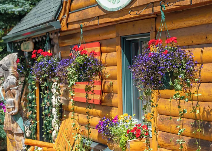 Spirit Lake Lodge