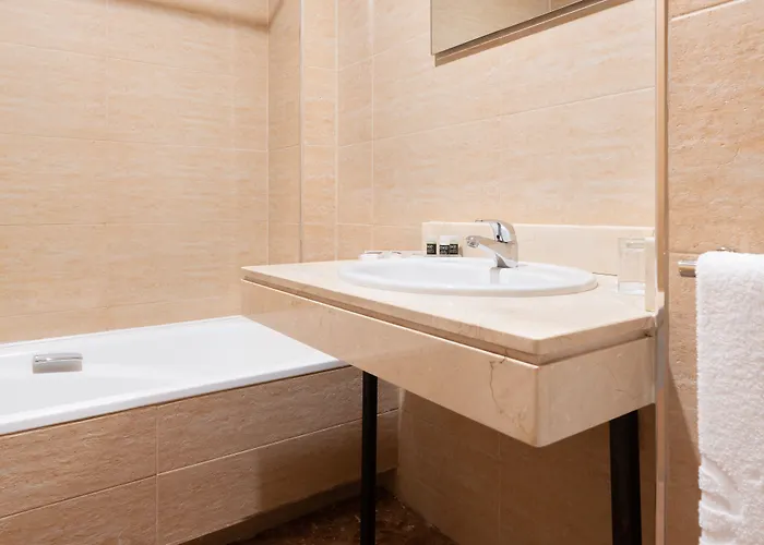 Aparthotel Exe Campus San Mames