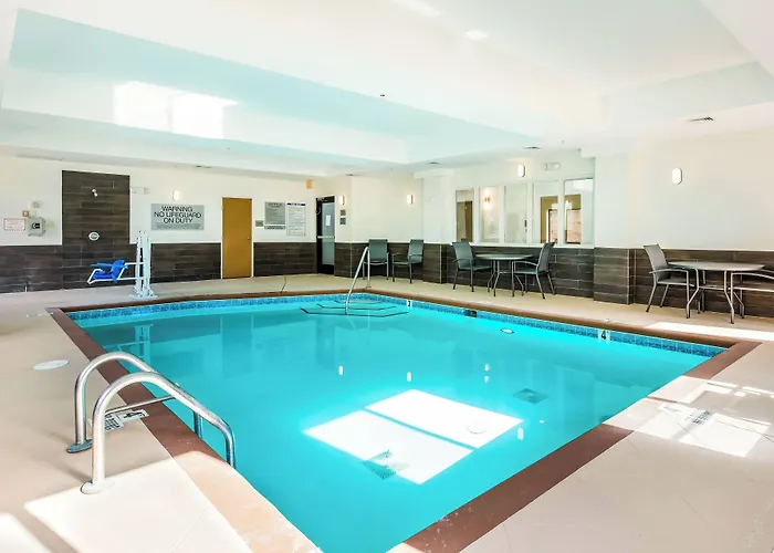 Fairfield By Marriott Inn & Suites Greensboro Coliseum Area