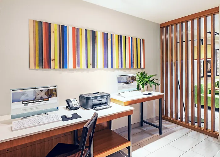 Holiday Inn Express & Suites Ozona By Ihg