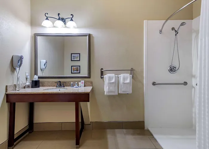 Comfort Inn & Suites Blue Ridge