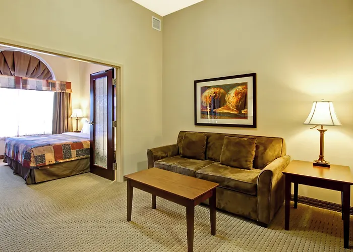 Canalta Hotel Camrose