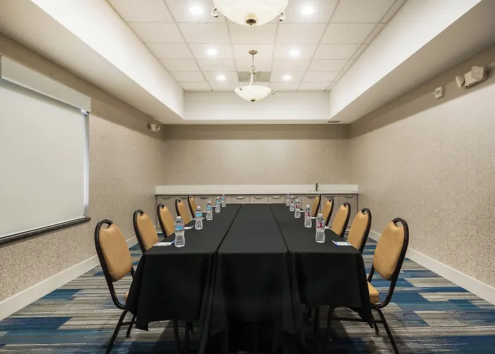 Holiday Inn Express Ontario By Ihg