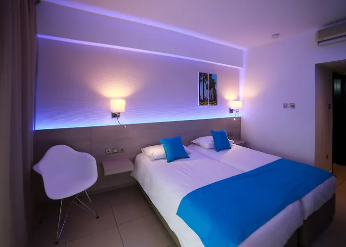 Les Palmiers Beach Boutique Hotel&Luxury Apartments