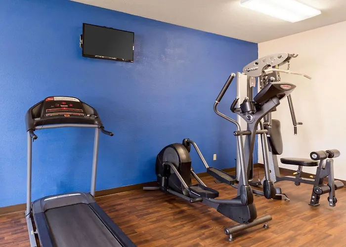 Quality Suites Huntsville Near University