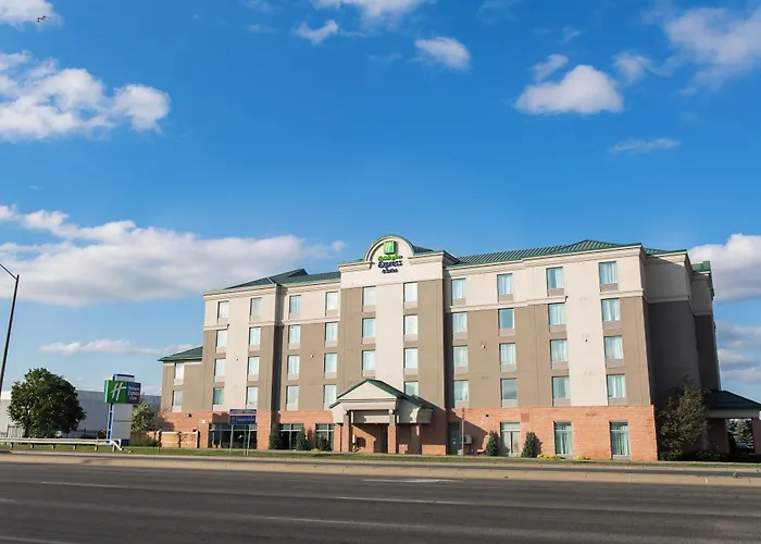 Holiday Inn Express Brampton By Ihg