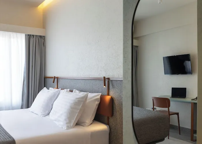 Evripides Hotel