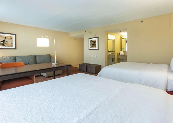 Hampton Inn&Suites Jacksonville-Airport