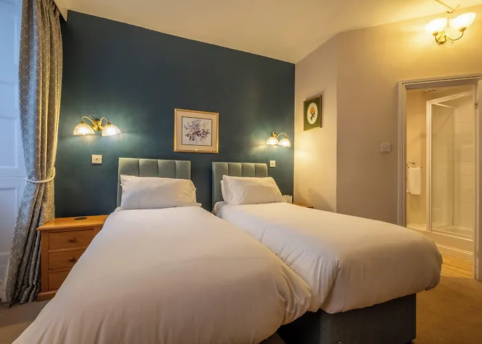 Corinium Hotel & Restaurant