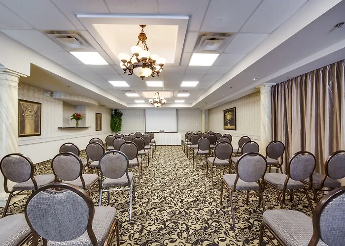 Monte Carlo Inn Vaughan Suites