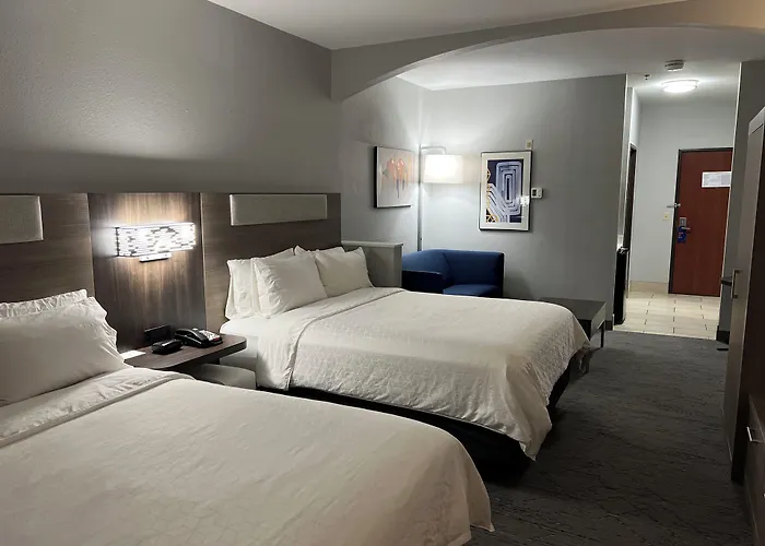 Holiday Inn Express Hotel & Suites Woodward Hwy 270 By Ihg