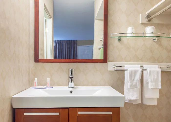 Howard Johnson Inn By Wyndham Kingston