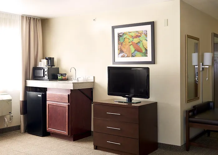 Comfort Suites Lake Geneva East
