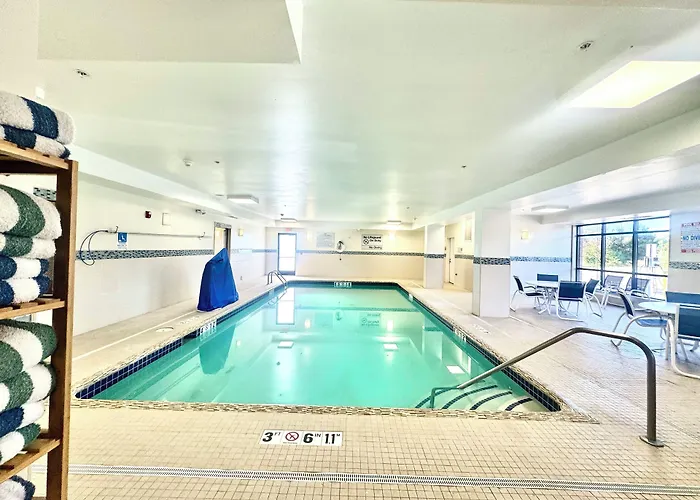 Hampton Inn Commerce/Novi
