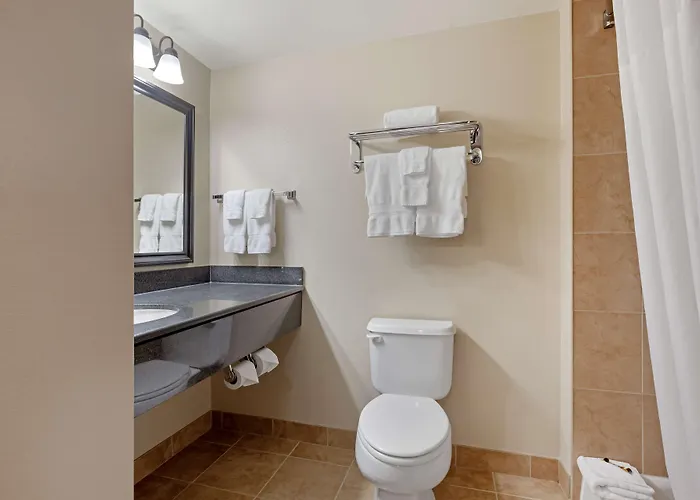 Best Western Plus Muskoka Inn