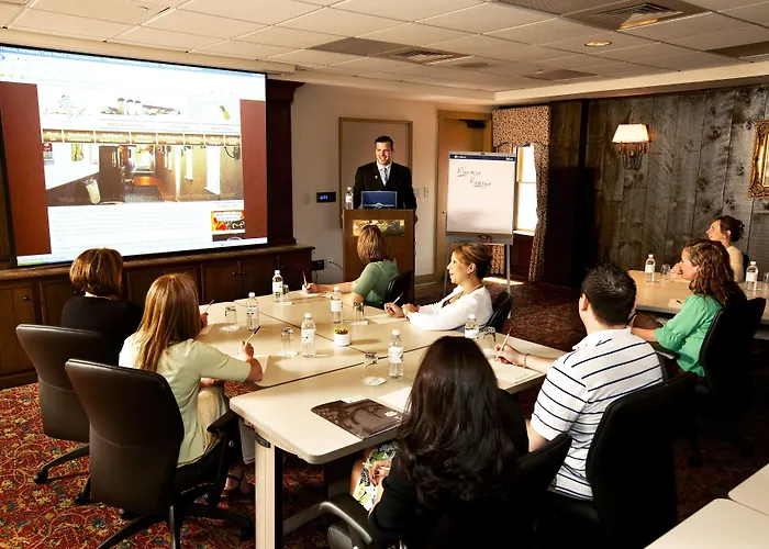 Normandy Farm Hotel & Conference Center