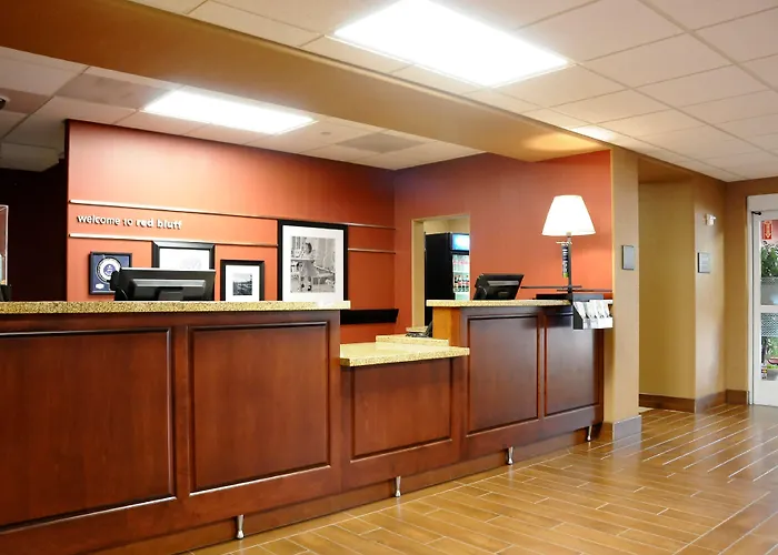 Hampton Inn & Suites Red Bluff