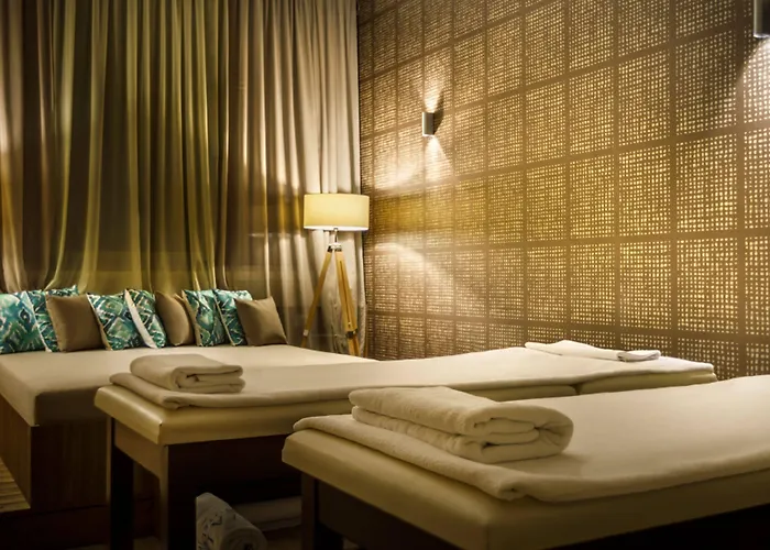 Valamar Argosy Hotel