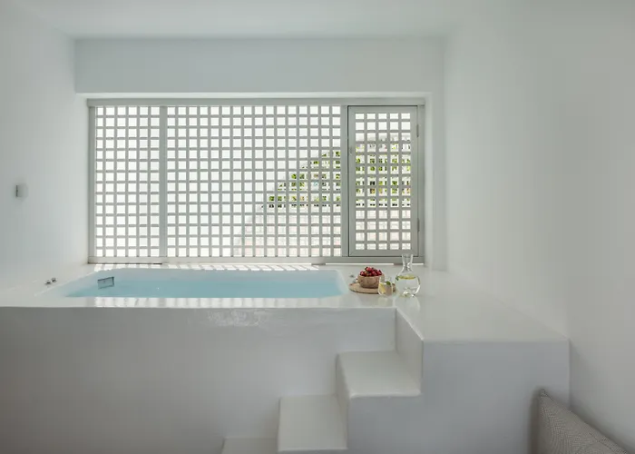 Santorini Kastelli Resort