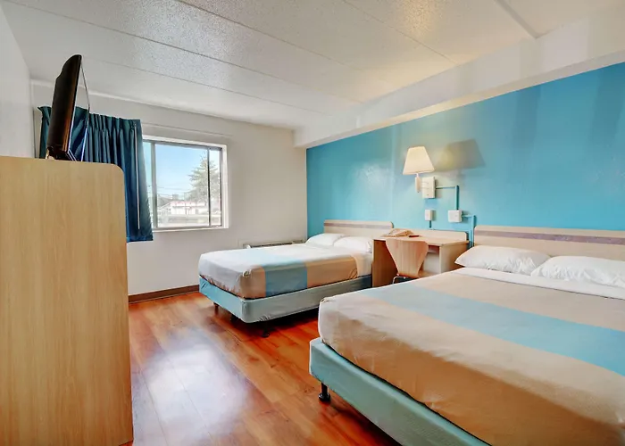 Motel 6-Newport, Ri
