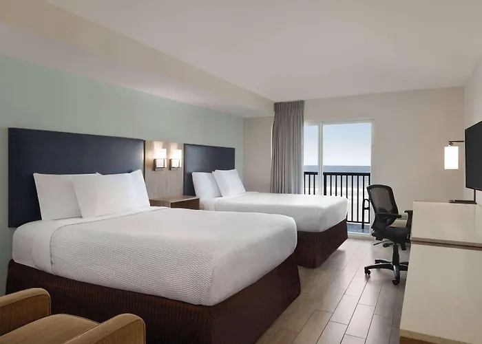 La Quinta By Wyndham Oceanfront Daytona Beach
