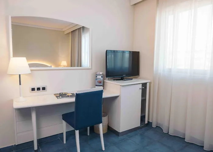 Hotel Port Salins By Pierre & Vacances