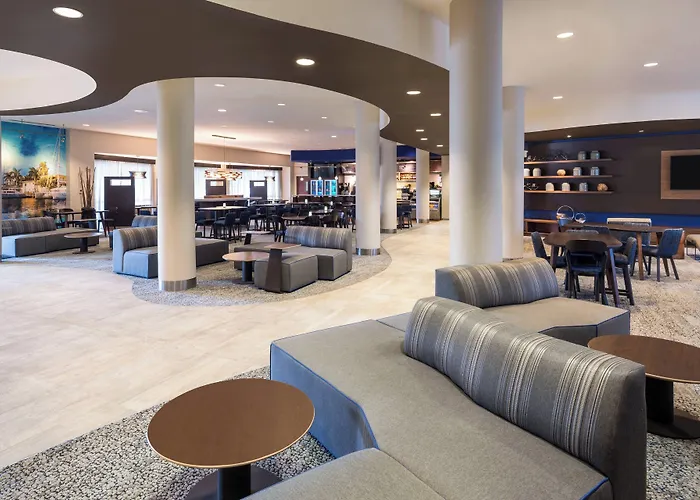 Courtyard By Marriott Fort Lauderdale Airport & Cruise Port